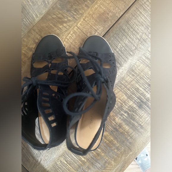 Crown Vintage Lace Up Wedge Sandals - Picture 5 of 10